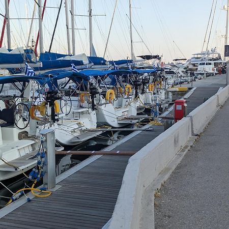 Harbor View Haven Apartment Пирея Екстериор снимка